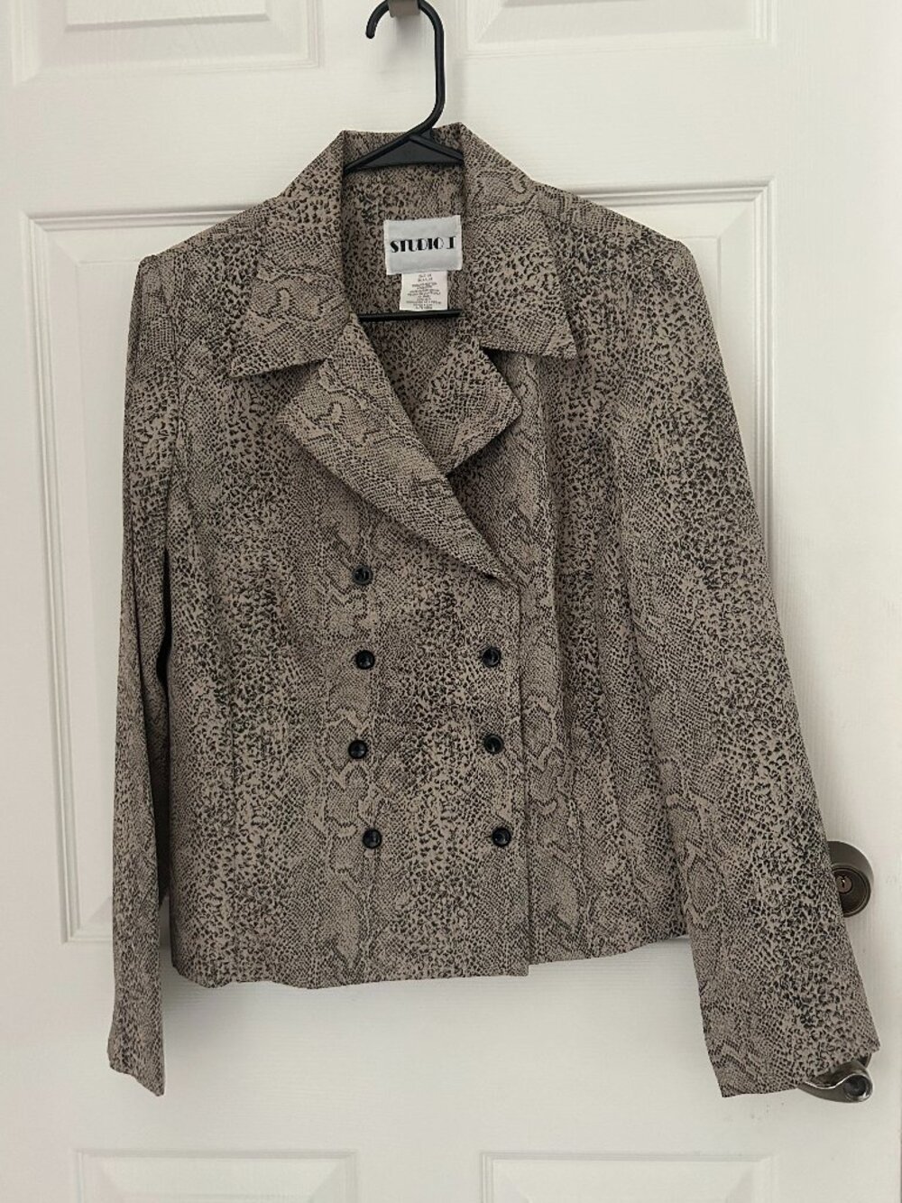 Studio 1 Double Breasted Black and Tan Blazer Size 14